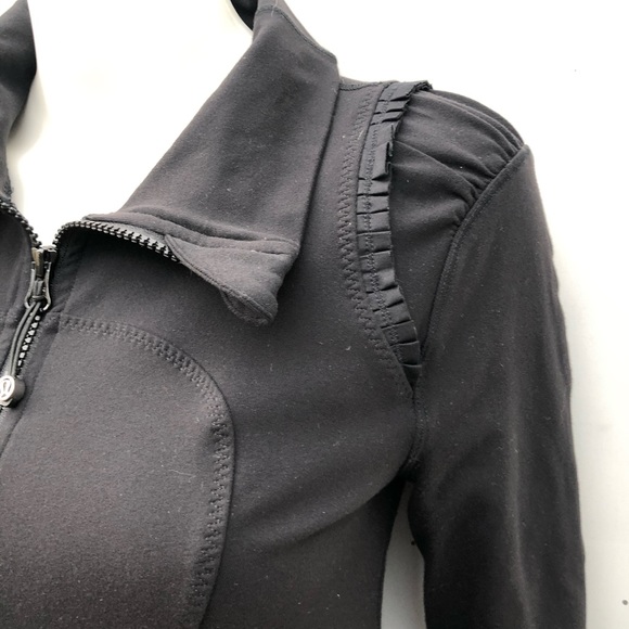 Lululemon Black City To Yoga Jacket Size 8 - Picture 5 of 11